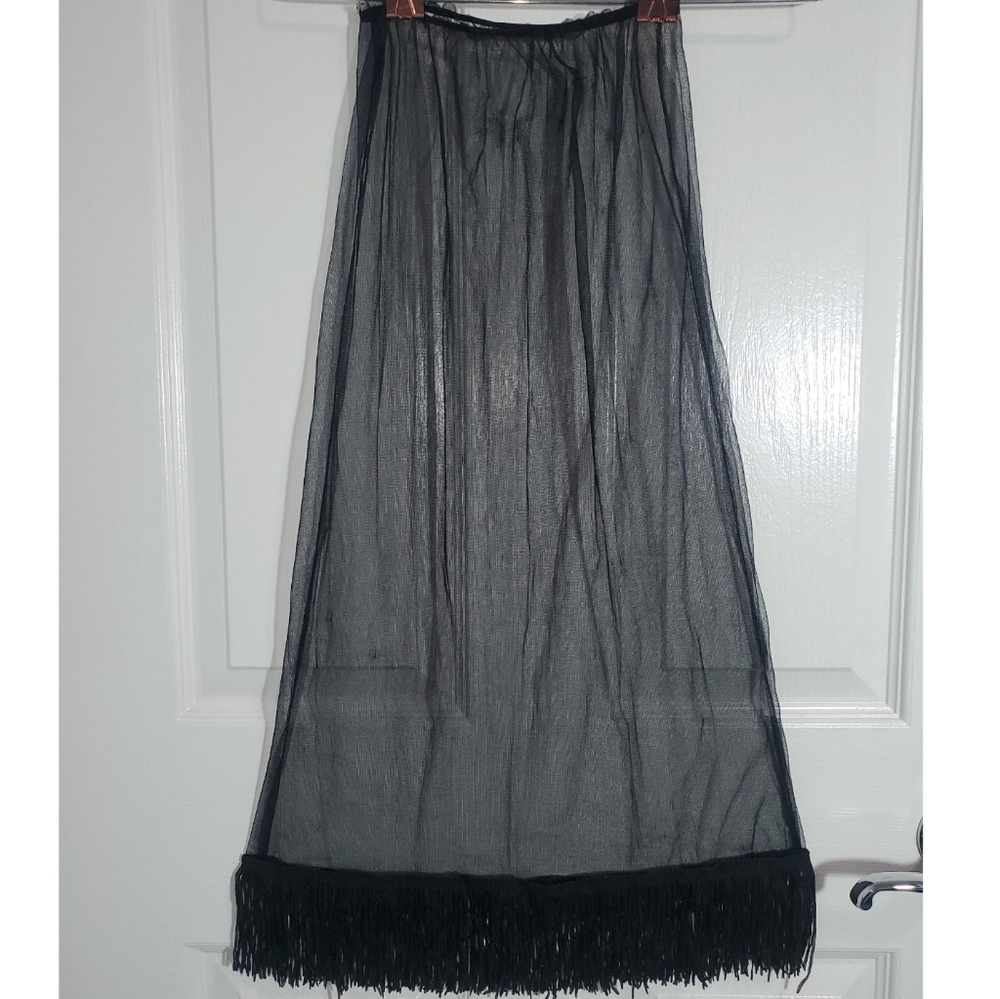 Flapper Girl Halloween Costume - Picture 4 of 5